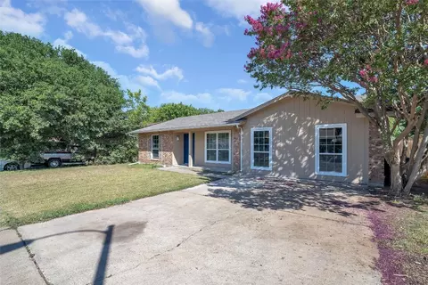 1024 Timberview Dr, Hutchins, TX 75141