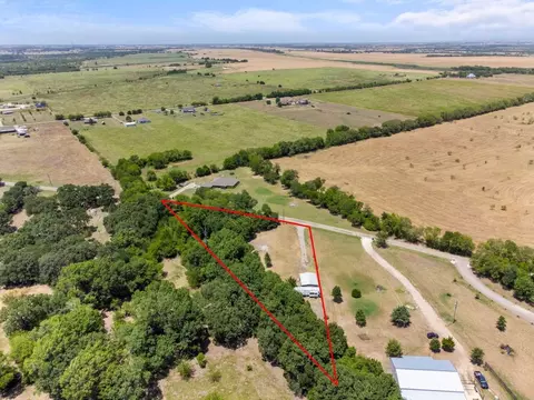 4200 County Road 206, Grandview, TX 76050