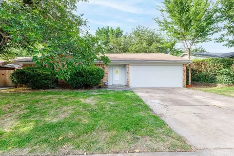 1008 Fairfax Ct, Arlington, TX 76015