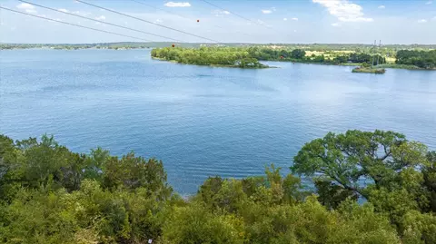 2500 River Ridge Ct, Granbury, TX 76048