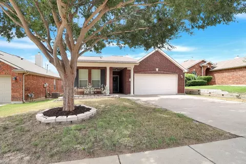 6637 Sierra Madre Dr, Fort Worth, TX 76179
