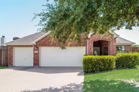 218 Amherst Dr, Forney, TX 75126