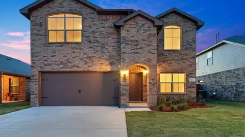 1700 Gibsonville Dr, Fort Worth, TX 76108