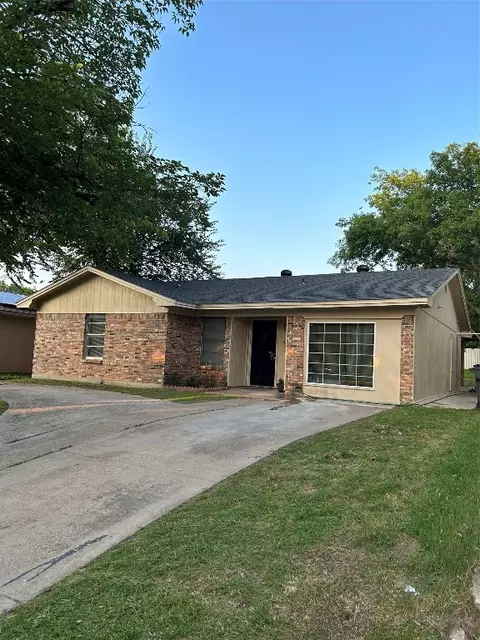 4417 Sandage Ave, Fort Worth, TX 76115