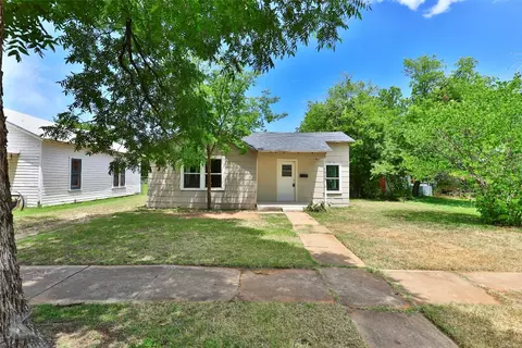 1317 Palm St, Abilene, TX 79602