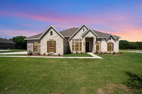 1308 Wilderness Ln, Forney, TX 75126