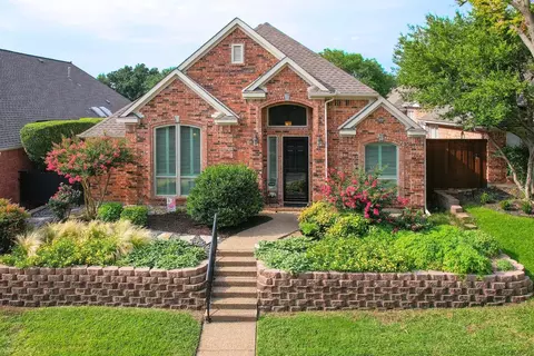 6712 Myrtle Beach Dr, Plano, TX 75093