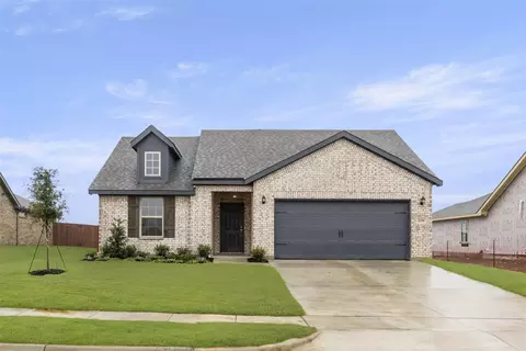 4200 Liga Ln, Sanger, TX 76266