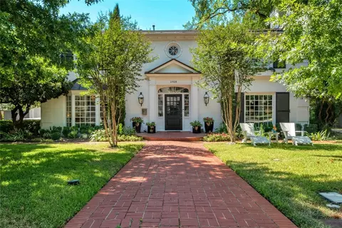 2928 Owenwood Dr, Fort Worth, TX 76109
