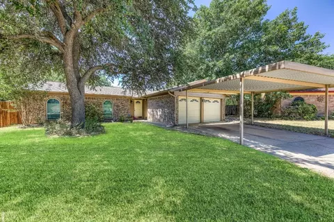 6516 Bristol Pt, Watauga, TX 76148