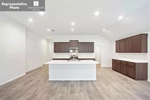 4719 Avion Dr, Sanger, TX 76266