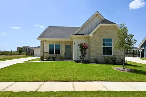 645 Charlotte Ln, Burleson, TX 76028