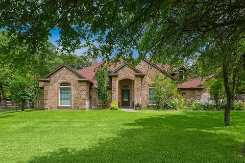 5888 Red Bud Rd, Fort Worth, TX 76135