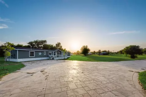 1397 Private Road 2542, Quinlan, TX 75474