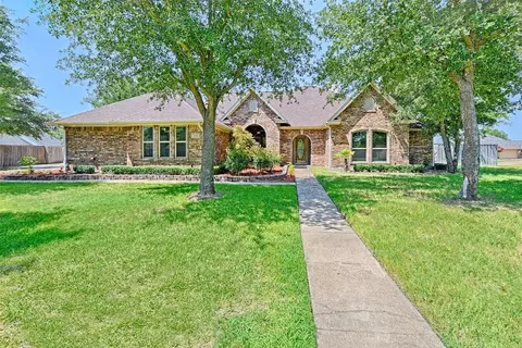 124 Fairway Ln, Crandall, TX 75114