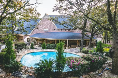 406 Cr 3640, Sulphur Springs, TX 75482