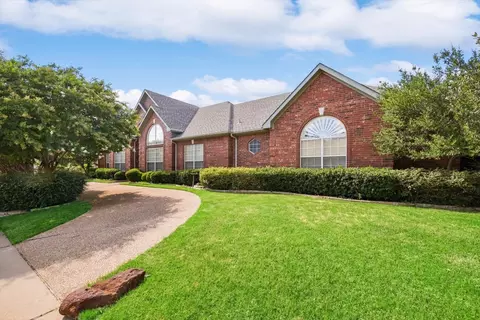 2305 Creekview, Carrollton, TX 75006