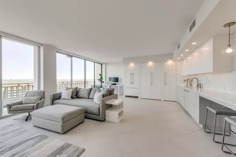 6211 W Northwest Hwy #2900, Dallas, TX 75225