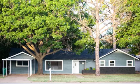 409 S Ave H, Olney, TX 76374