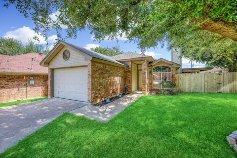 5606 Autumn Wheat Trl, Arlington, TX 76017