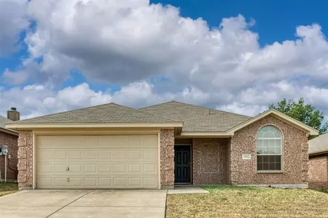 9317 Marilyn Ct, White Settlement, TX 76108