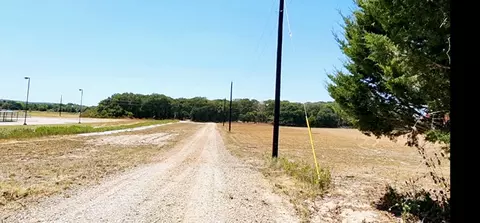 843 Jackson Trl, Azle, TX 76020