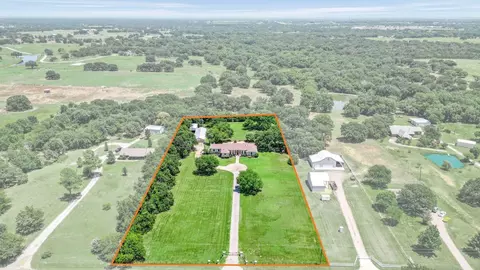 1640 Roland Rd, Whitesboro, TX 76273