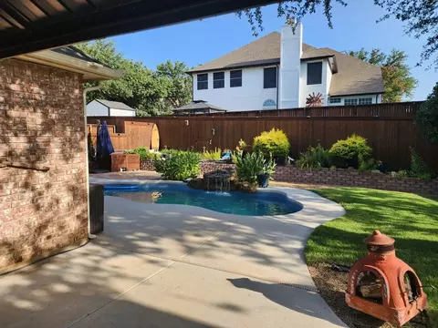 909 Tartan Trl, Highland Village, TX 75077