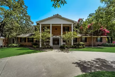 330 N Clearwater Dr, Highland Village, TX 75077