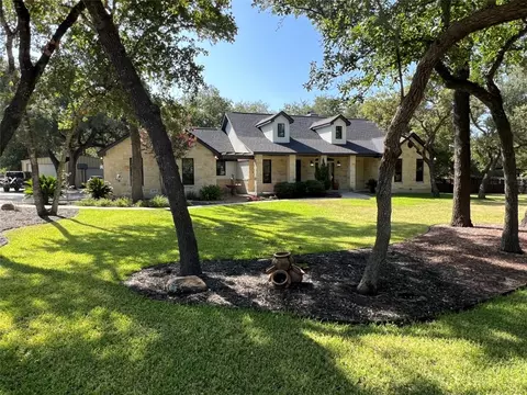 216 Legacy Trail Dr, La Vernia, TX 78121