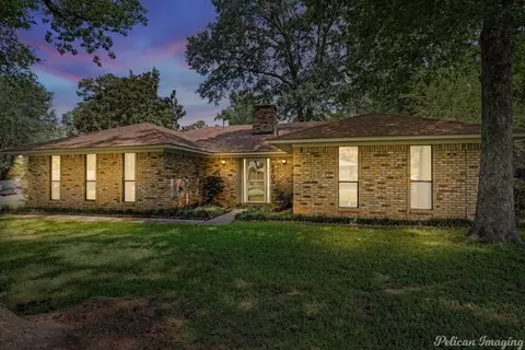 8603 Hollow Bluff Dr, Haughton, LA 71037
