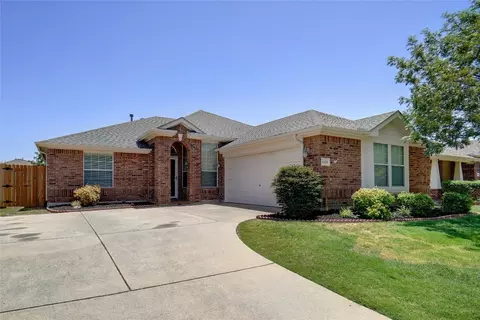 6020 Dream Dust Dr, North Richland Hills, TX 76180