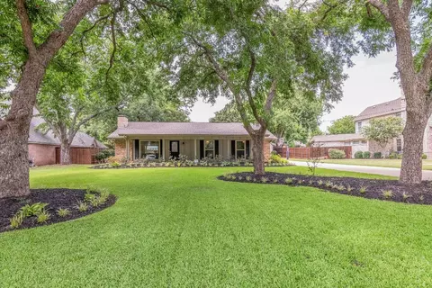 6100 Hunter Ln, Colleyville, TX 76034