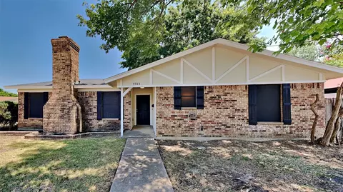 5944 Martha Dr, Watauga, TX 76148