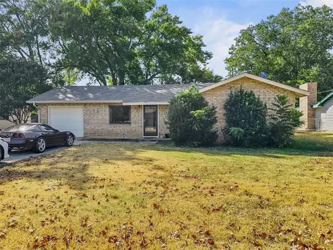 306 Grandview Dr, Early, TX 76802