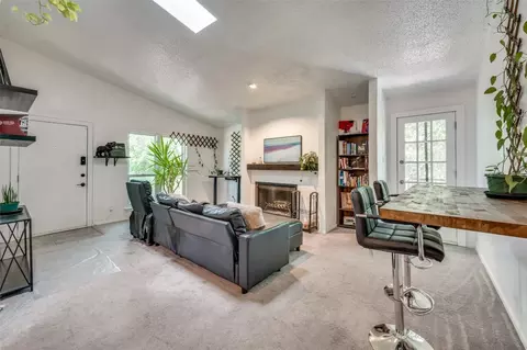 6646 E Lovers Ln #406, Dallas, TX 75214