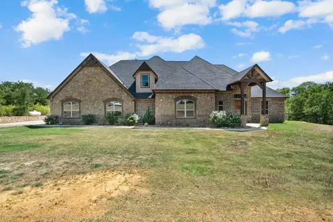 200 E Bluff Ln, Millsap, TX 76066