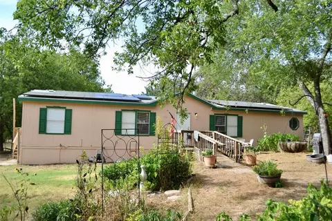344 Highland Dr, Springtown, TX 76082