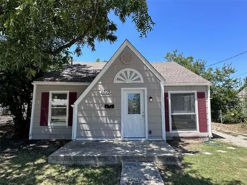 1709 4th St, Brownwood, TX 76801