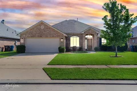 2504 Prairie Moss Dr, Bossier City, LA 71111