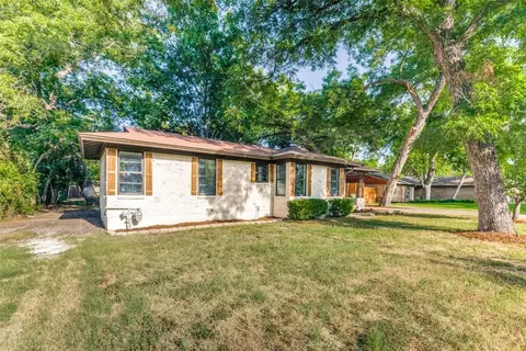 2809 Kingsbury Ave, Richland Hills, TX 76118