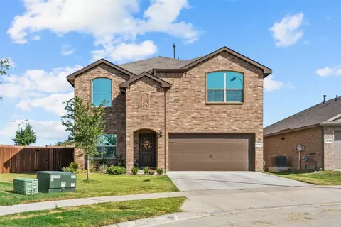2100 Blythwood Trl, Fort Worth, TX 76108