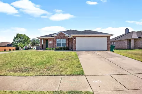 720 Gibson St, Cedar Hill, TX 75104