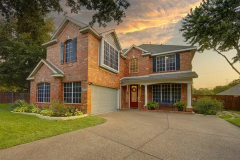 5037 Toftrees Dr, Arlington, TX 76016
