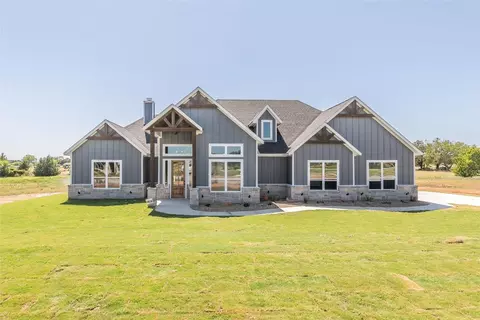 1050 Alex Dr, Springtown, TX 76082