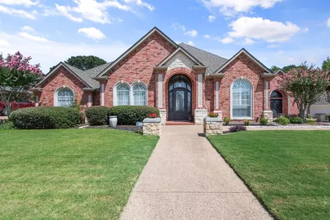 1511 Cannon Gate Dr, Mansfield, TX 76063