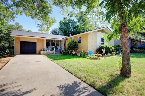 1113 Eric Ave, Arlington, TX 76012