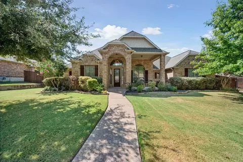 813 Moore Rd, Mansfield, TX 76063