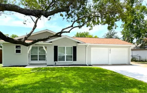 2872 Old North Rd, Farmers Branch, TX 75234
