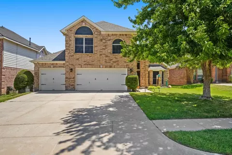 6813 Muleshoe Ln, Fort Worth, TX 76179
